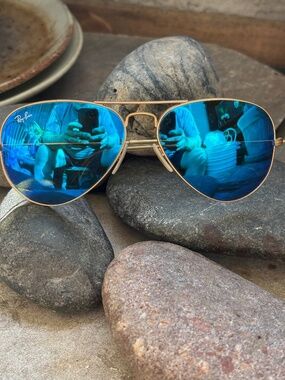 Ray ban aviator sunglasses